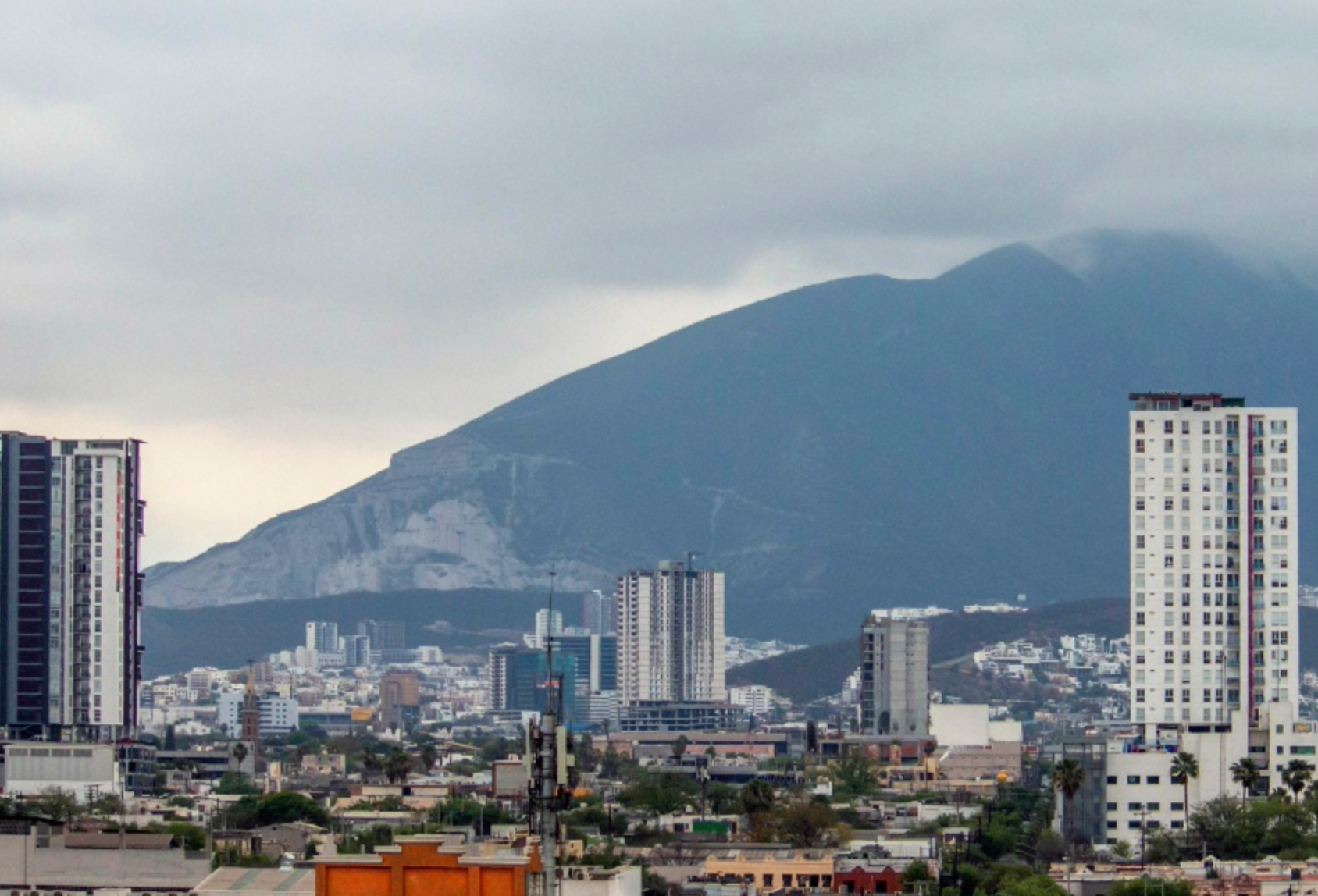 Canaco y Secretaría de Turismo unen fuerzas para la cadena turística en NL